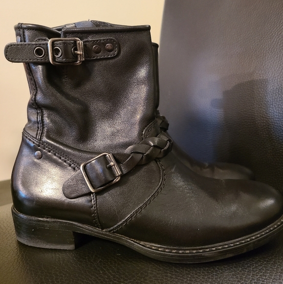 Paul Green Black Zipped Boots with Decorative Buckles, Size 6 US - Picture 11 of 14